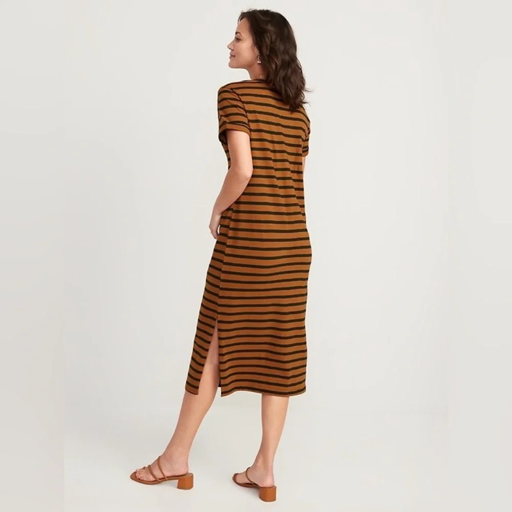 Old Navy— Bundle of 2 Henley Midi Shift Dresses ☀️ - Picture 11 of 11